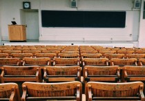 9 個夢見中學的解釋：夢見國中運動會、夢見國中畢業典禮