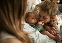 13個兄弟的解夢含義：夢見和你哥哥說話、夢見和哥哥一起玩、夢見和你哥哥打架