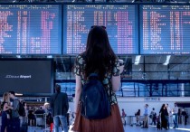 9 個夢見機場的解釋：夢見在機場等人、夢見在機場道別