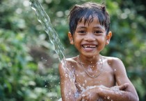 16 個夢見一起沐浴的解釋：夢見一個死人沐浴 、夢見泡湯