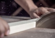 10 個夢見割傷的象徵和含義解釋