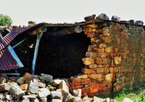 11 個夢見牆壁倒塌的解釋：夢見家中牆壁倒塌、夢見一棟房子倒塌