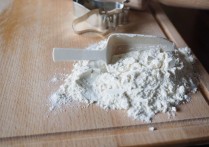 16 個夢見麵粉的象徵和含義解釋
