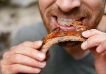 夢見吃肉 - 周公解夢、8個夢境預兆