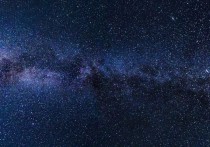 12 個夢見星空的解釋，夢到流星代表什麼徵兆？