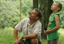 16 個夢見已故父母的解釋：夢見名人出現 、夢中出現的年輕自我