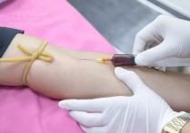 69 個夢見血的含義總結：夢見黑血、夢見一灘血