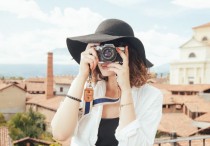 15 個夢見拍照的解釋：夢見穿著韓服拍照 、夢見在花園裡拍照