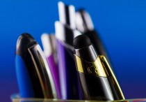 9 個夢見原子筆的解釋：夢見一支斷掉的原子筆、夢見用原子筆塗鴉