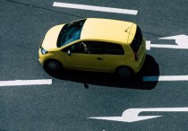 8 個夢見二手車的解釋：夢見從二手車裡出來、夢見迷路在二手車裡