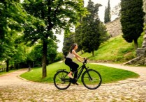 夢見騎自行車 - 周公解夢、11個夢境預兆