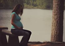 11 個夢見墮胎的解釋：夢見自己墮胎、夢見有人墮胎