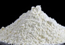 5 個夢見麵粉的解釋：夢見被麵粉擊中、夢見渾身都是麵粉