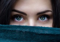 8 個夢見雙眼皮的解釋：夢見看到別人的雙眼皮 、 夢見雙眼皮變暗