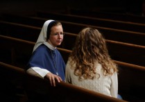 15 個夢見修女的象徵和含義解釋