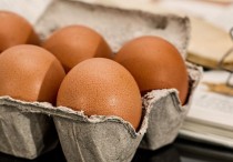 16 個夢見蛋的解釋：夢見一顆白蛋、夢見買蛋