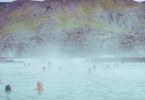 8 個夢見溫泉的解釋：夢見冷泉水、夢見有許多人的溫泉