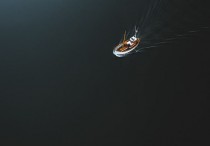 5 個夢見平靜大海的解釋: 夢見平靜的海水、夢見進入平靜的大海