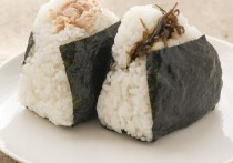 7 個夢見飯糰的解釋，夢到飯糰破碎代表什麼徵兆？