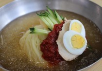 6 個夢見冷麵的解釋：夢見丟掉冷麵、夢見分發冷麵