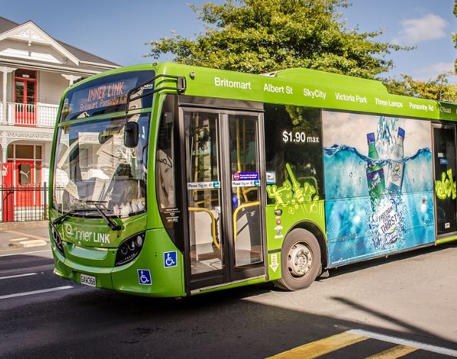 5 個夢見公交總站的解釋： 夢見去不了公車站、夢見公車不是從公車站開來的-狗尾詞典