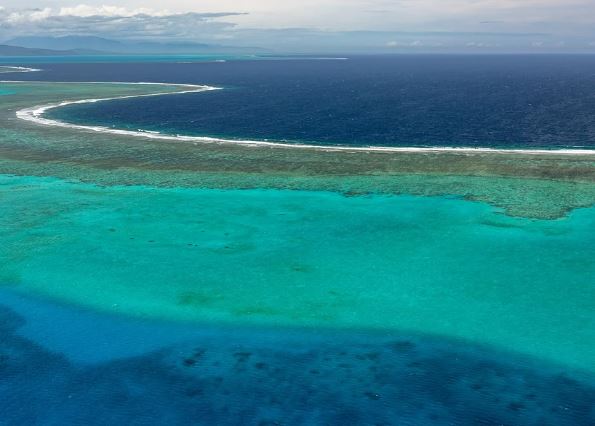 5 個夢見翡翠海的解釋:夢見翡翠鹽水、夢見進入翡翠海-狗尾詞典 5 個夢見翡翠海的解釋:夢見翡翠鹽水、夢見進入翡翠海-狗尾詞典