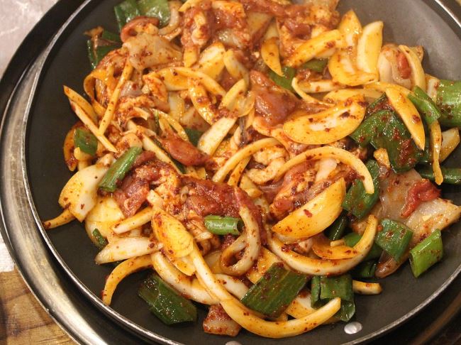 5 個夢見吃鴨子的解釋：夢見吃不了鴨子、夢見拋棄鴨子-狗尾詞典