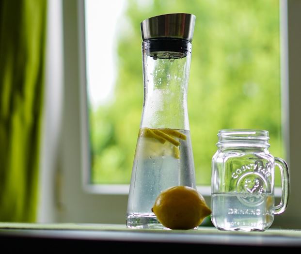 5 個夢見玻璃瓶的解釋：夢見給玻璃瓶 、 夢見清理玻璃瓶-狗尾詞典