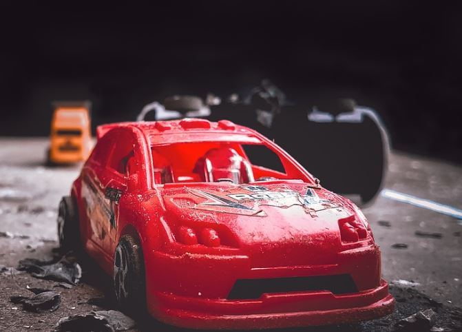 5 個夢見開車時發生事故的解釋：夢見開車時發生事故 、夢見停車撞車-狗尾詞典